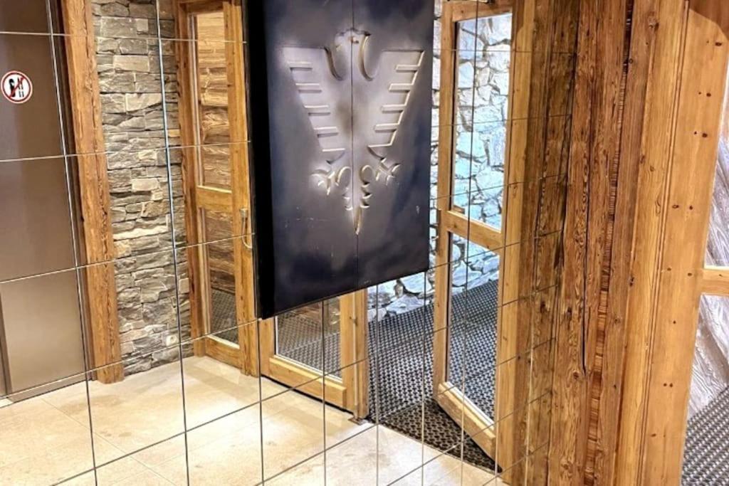 Central 3 Bedroom Chalet With Balcony Val-dʼIsère Exterior foto